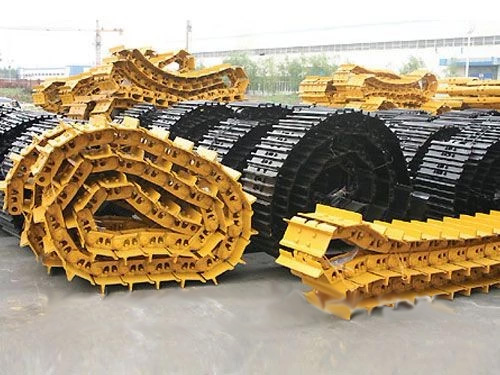 Гусеницы в сборе Komatsu Запчасти D65EX-16/D65PX-16/D85PX-15EO/D155AX-6 PC60/PC120-5/PC130/PC200/PC220/PC300